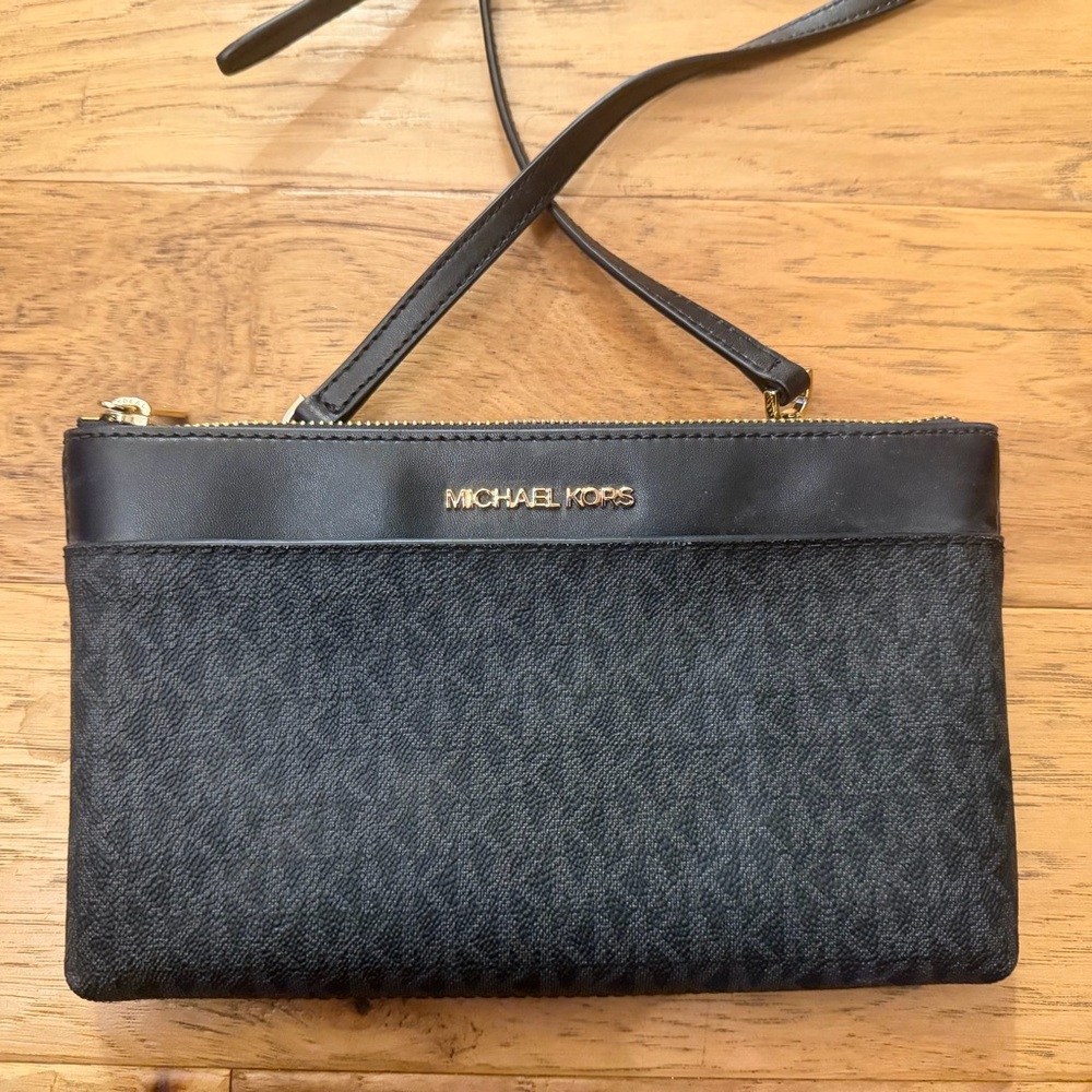Michael Kors Black and Gold Crossbody Bag